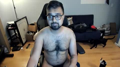 batbottom100 online show from December 4, 11:04 pm