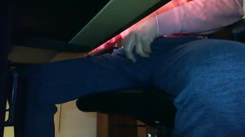 BateBro13 online show from February 4, 2:21 pm