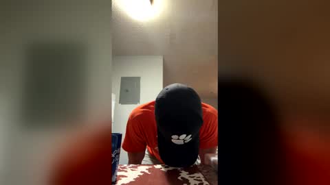 battlewolfxx online show from April 14, 10:07 am