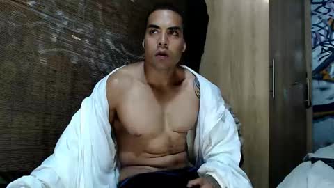 Justin online show from November 30, 9:11 pm