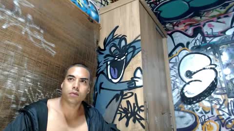 Justin online show from February 14, 8:06 am