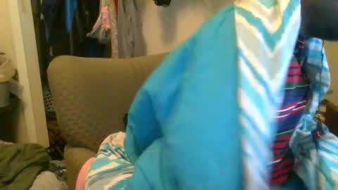 rocker n queen online show from February 17, 7:01 pm