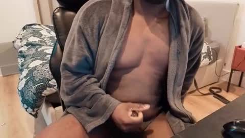 bbcthomas123112 online show from February 15, 10:14 am