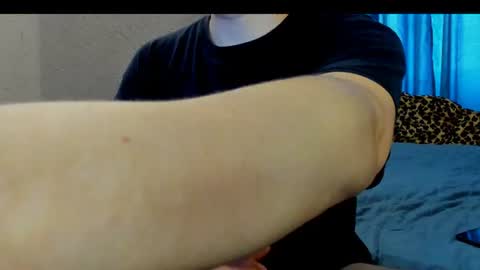 bear_beer130 online show from August 1, 2:29 pm