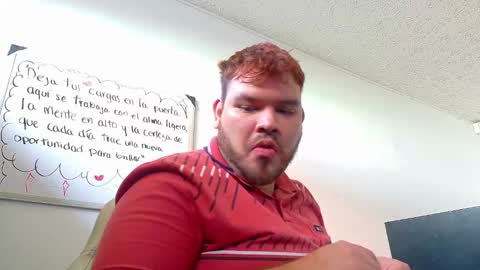 bigbearr online show from November 26, 1:52 pm