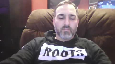 Snapshot of beardedambition chatting on February 19, 10:53 pm beardedambition online show from February 19, 10:53 pm