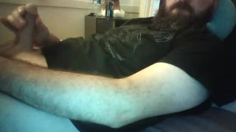 beardedbeast777 online show from June 20, 12:06 am