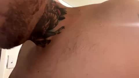 Snapshot of beathismeat99 chatting on January 20, 6:53 am Mikes room online show from January 20, 6:53 am