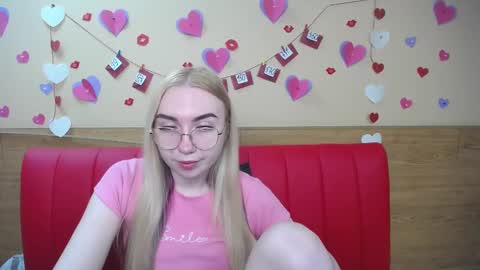 BeatriceFlyy online show from February 28, 1:14 pm