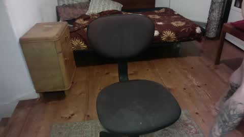 beautifulworld33 online show from March 5, 12:38 am