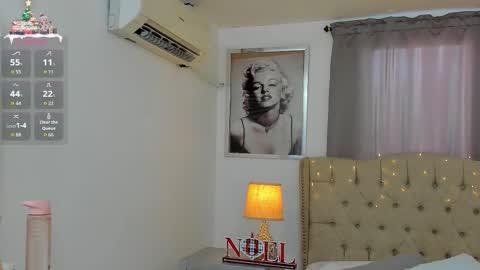 Ariana Reyes online show from December 3, 12:39 pm