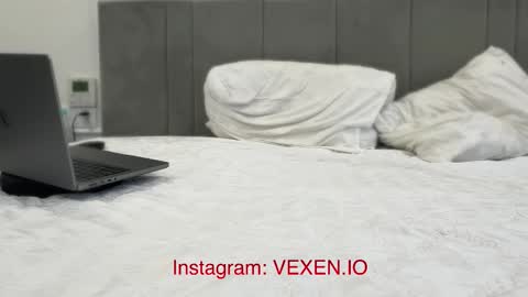 beautydicked online show from November 19, 9:19 am