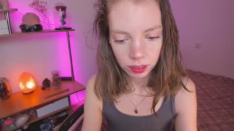 Eliise online show from February 7, 2:15 pm