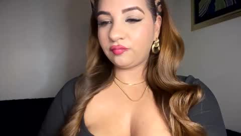 beautymoon26 online show from February 12, 2:37 am