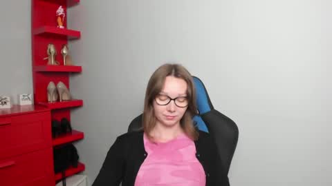 Zoe online show from June 3, 6:38 am