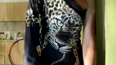 Raluca online show from September 27, 6:27 pm