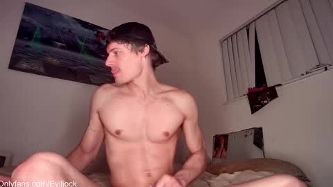 Snapshot of bebexxxdust chatting on October 10, 3:23 am bebe  dust online show from October 10, 3:23 am