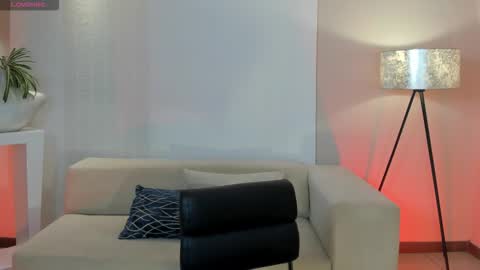 Am Becca online show from February 3, 11:36 am