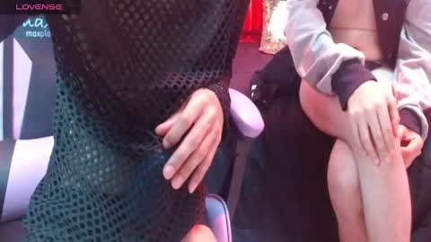 beckandazxel online show from June 12, 11:15 pm