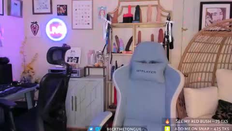 Beck the tongue online show from July 11, 10:02 pm