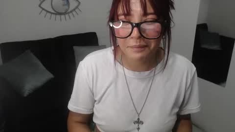 beckysexyhot69 online show from July 23, 4:48 pm