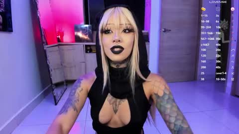 Daniela  ur fav living dead girl  online show from November 12, 11:18 pm