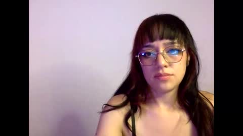 bella_and_koko online show from April 6, 11:06 pm