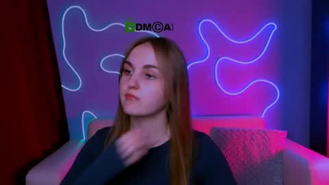 Bella online show from March 18, 12:00 pm