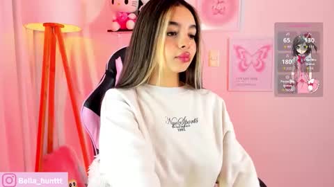 bella igbella hunttt online show from October 30, 6:25 am