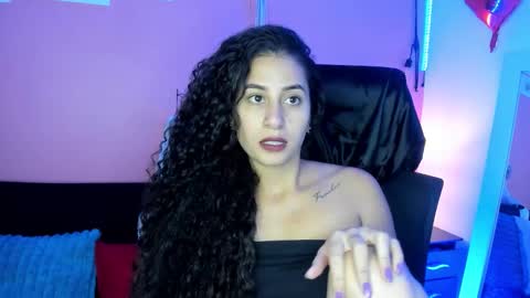 Bella Ponce  online show from October 20, 11:21 pm