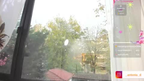 bella_posh online show from November 4, 6:15 am