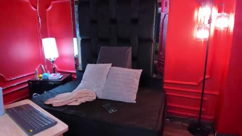 Bella Riviera online show from February 17, 7:02 pm