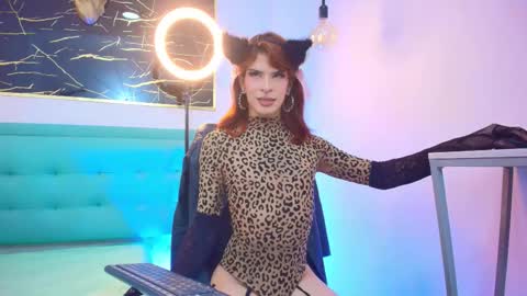     online show from December 4, 9:14 pm