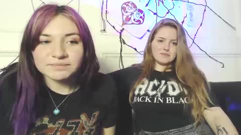 BellaButterflyy online show from January 17, 6:36 am
