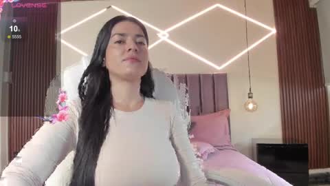 Bella Clair online show from April 20, 2:53 pm