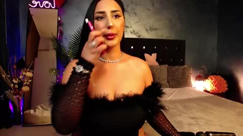 Bella online show from March 18, 5:19 pm