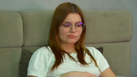 BellaMarebelle online show from April 16, 9:39 pm