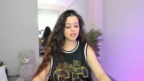 BellaNoir  online show from February 21, 6:38 am