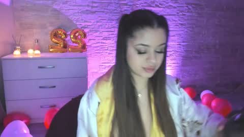 BellaNoir  online show from February 14, 6:05 am