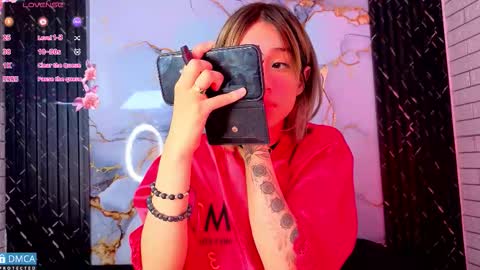   online show from March 18, 11:27 am