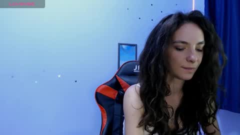 bellaqueen0701 online show from September 19, 4:00 pm