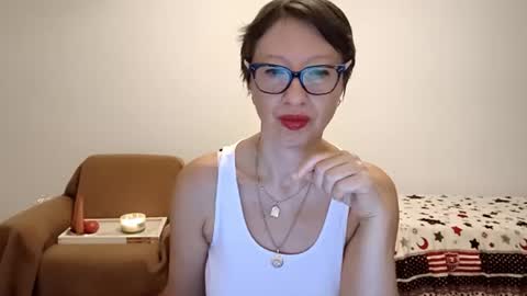 Emma online show from July 25, 9:13 pm