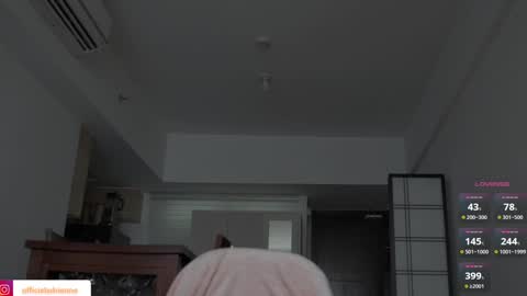 Belle Adrienne  IG  online show from February 25, 4:16 am