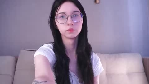 Bea online show from June 24, 6:31 am