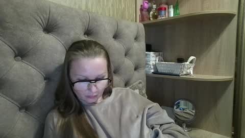 Amelia online show from November 7, 8:22 pm