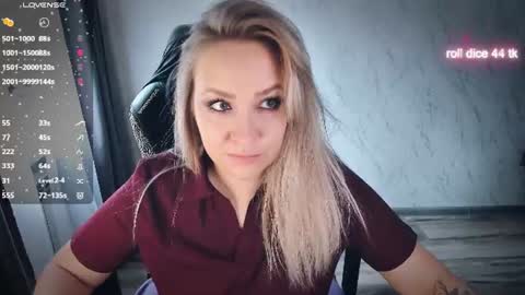 Your Annabelle Wolf  online show from July 20, 12:07 pm