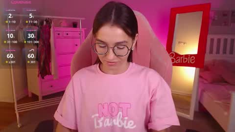 Bella online show from November 8, 1:52 am