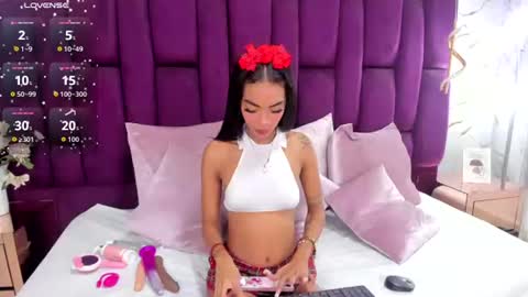 Bellota Hil online show from July 8, 4:27 am