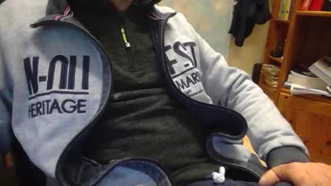 jaimetout online show from November 10, 7:44 am