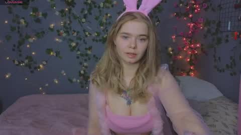 MARK  SOFIEKENDALL  NATHAN online show from April 21, 11:39 am